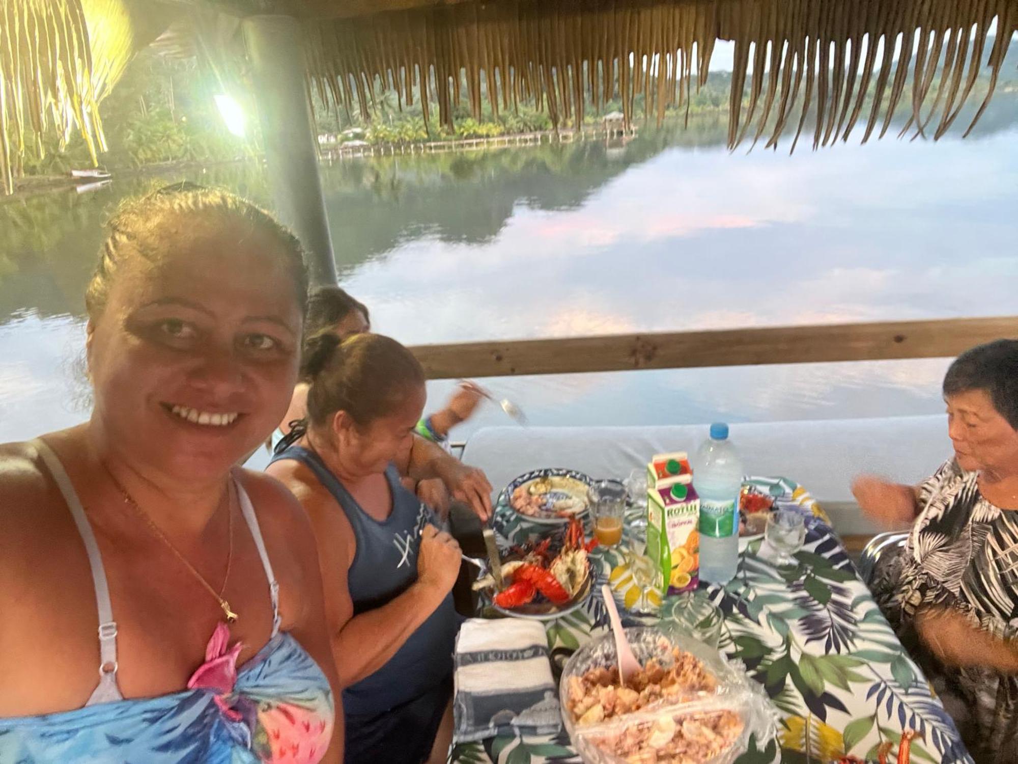 Manatini Lodge Faie Bagian luar foto