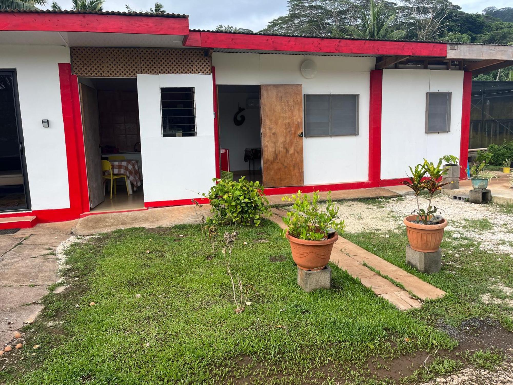 Manatini Lodge Faie Bagian luar foto